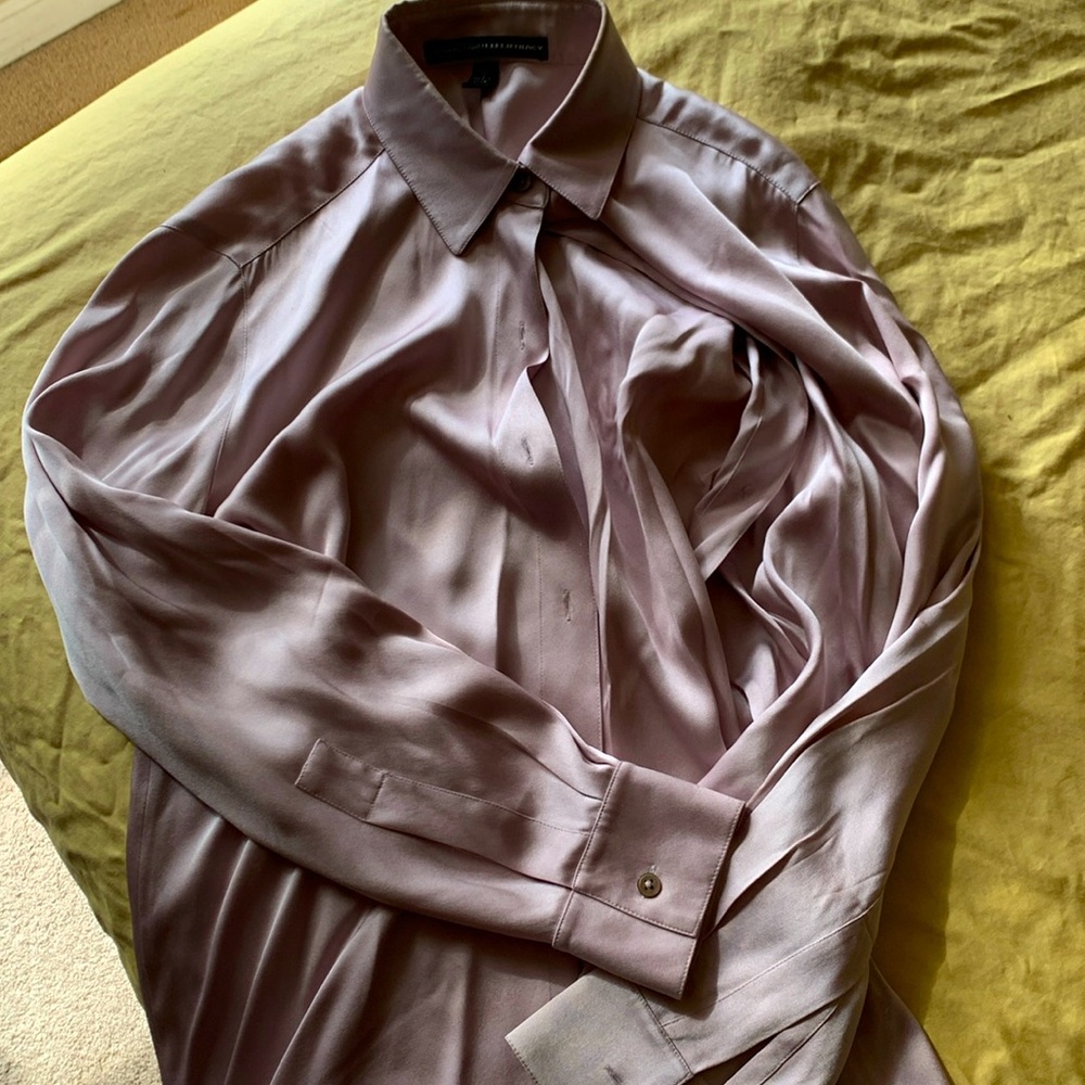 100% Silk Ellen Tracy Silver Pink Lilac Blouse size 10 Long Sleeve Button Up